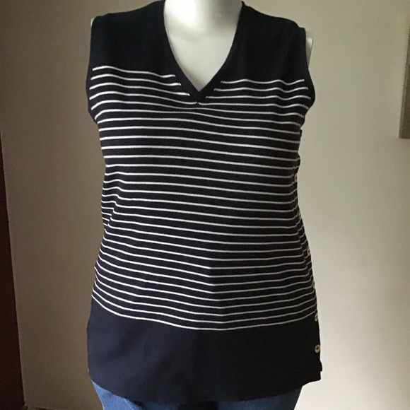Jones New York navy blue and White Striped Top - Picture 8 of 9